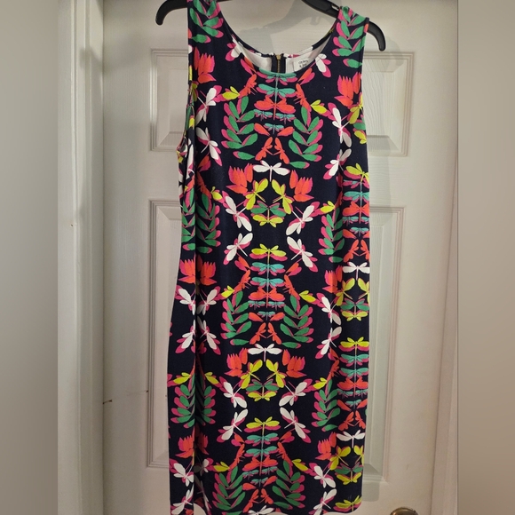 crown & ivy Dresses & Skirts - Crown & Ivy Vibrant Floral Dress